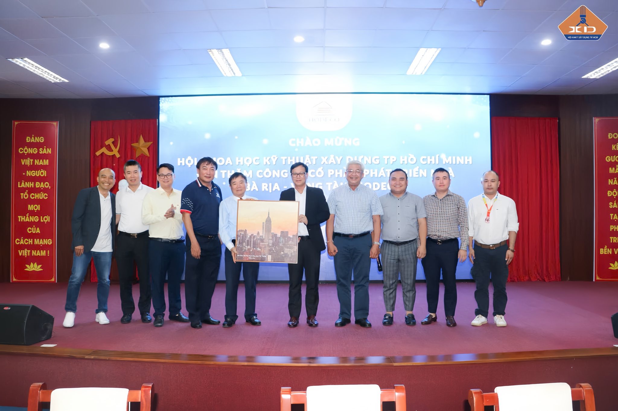 HCMCONS tổ chức chuyến thăm doanh nghiệp hội viên đầu tiên tại TP.HCM