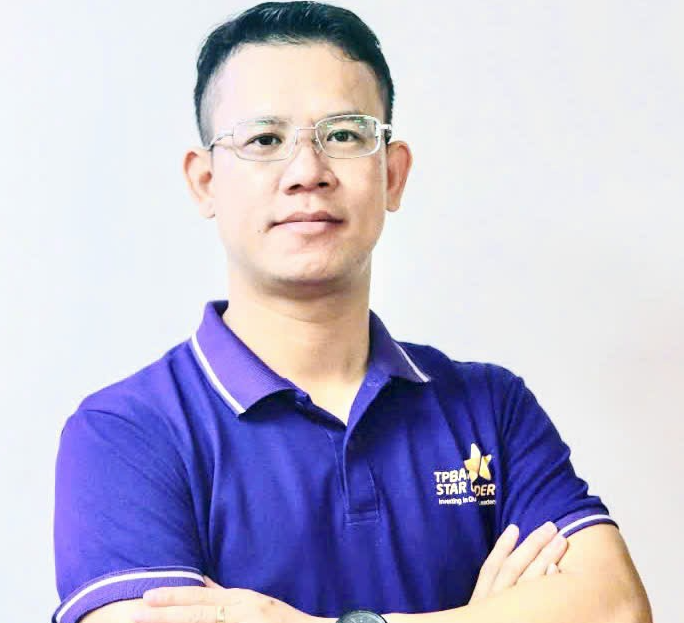 Ông Phạm Tiến Nhu