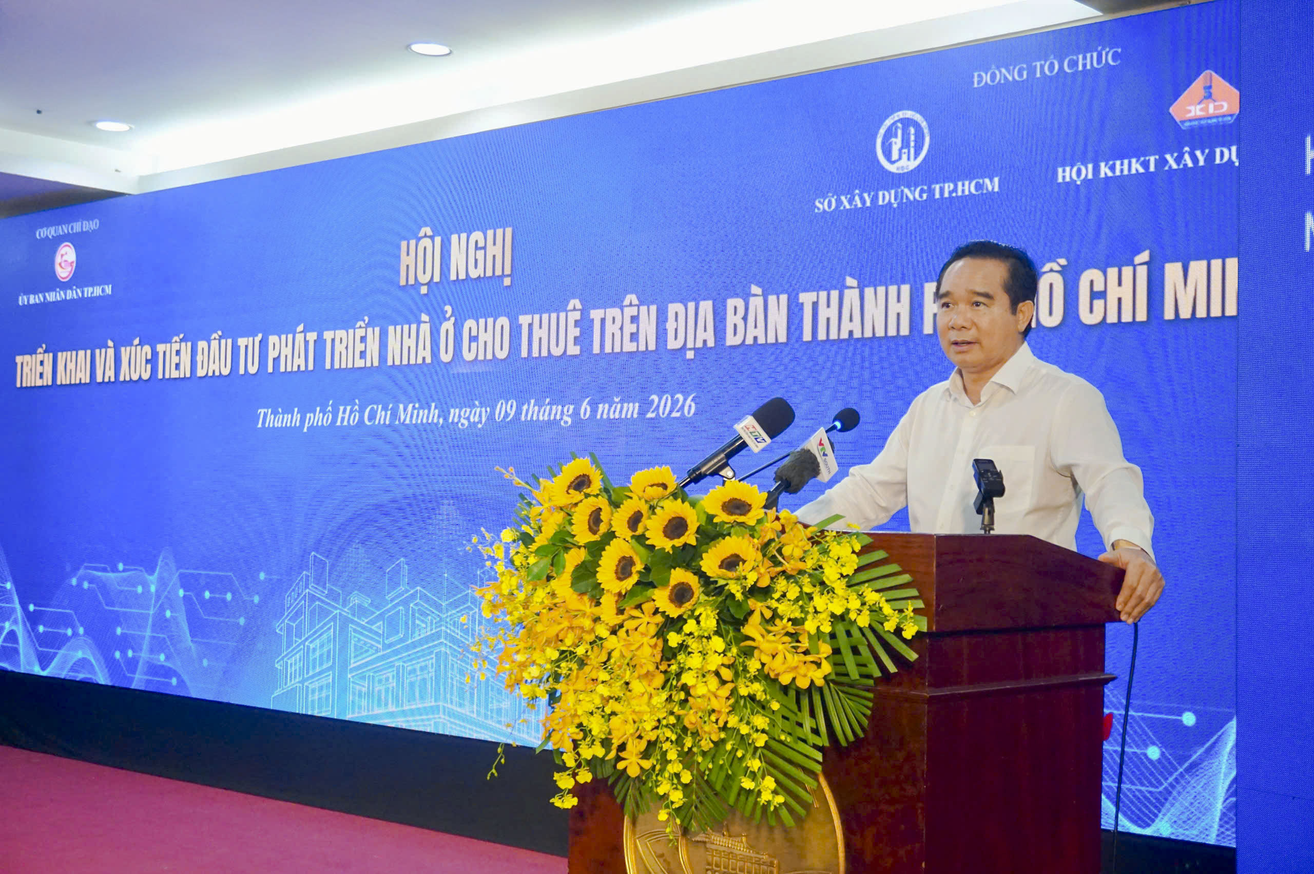 Ông Nguyễn Văn Được, Chủ tịch UBND TP.Hồ Chí Minh phát biểu tiếp thu ý kiến chỉ đạo của lãnh đạo Bộ Xây dựng