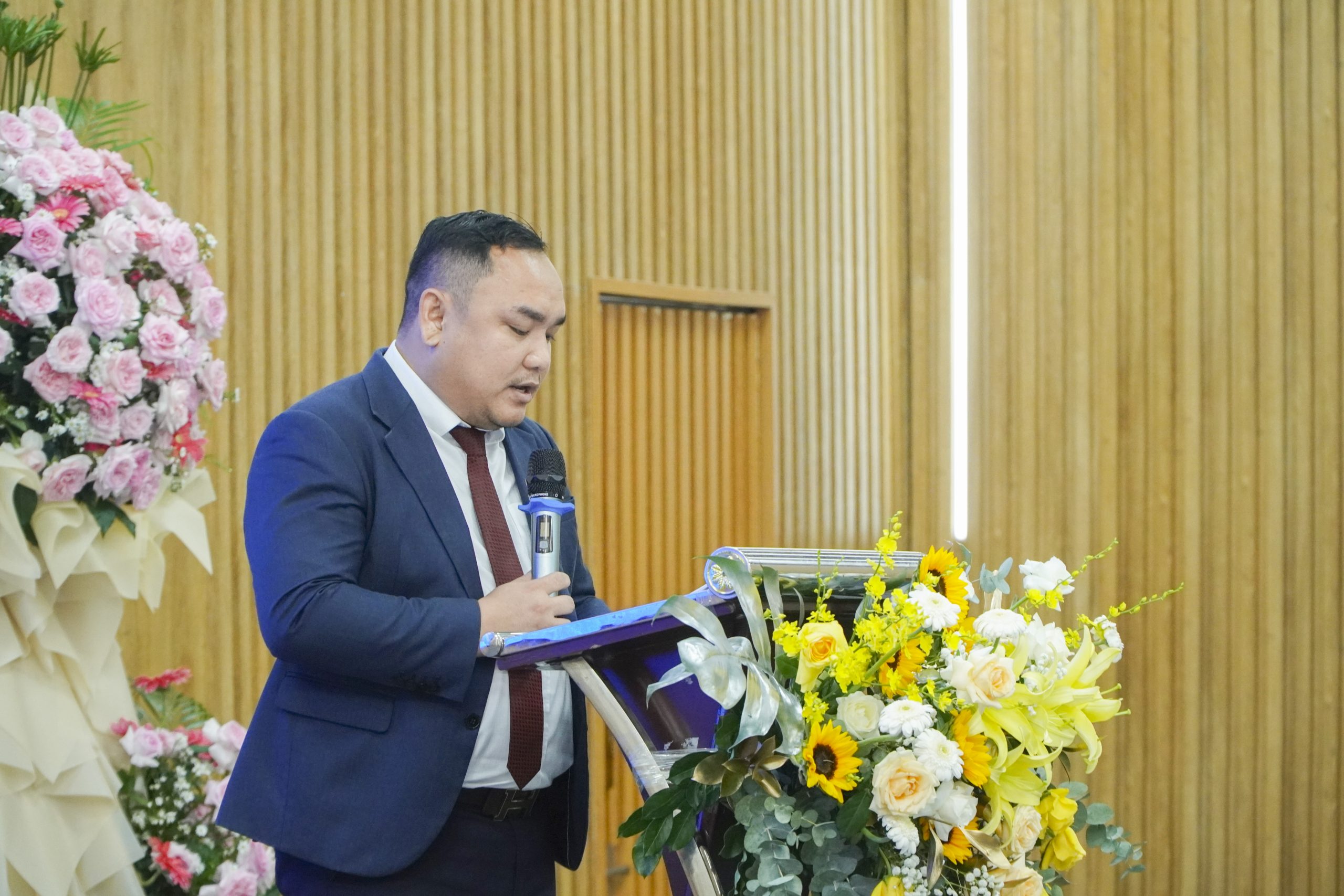 8. Ông Nguyễn Ngọc Anh, Phó Chủ tịch HCMCONS phát biểu cảm ơn & bế mac Hội thảo