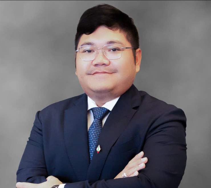 Ông Lê Việt Đức Hưng