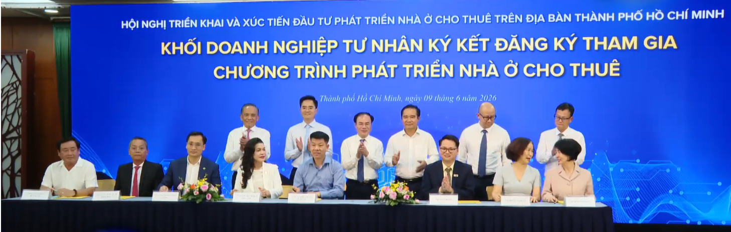 Khối doanh nghiệp tư nhân ký kết đăng ký tham gia chương trình phát triển nhà ở cho thuê (Tập đoàn VinGroup 4.500 căn; Công ty Cổ phần Tập đoàn CT Group 20.000 căn; Công ty Cổ phần Đầu tư Xây dựng Bcons 10.000 căn; Công ty Cổ phần Phát triển Căn hộ Nam Long (Nam Long ADC) 1.000 căn; Công ty TNHH Thương mại - Xây dựng Lê Thành 800 căn; Công ty Cổ phần Dịch vụ - Thương mại và Xây dựng Địa ốc Kim Oanh 5.000 căn; Công ty Cổ phần Tập đoàn Đầu tư Địa ốc Nova (Novaland) 6.000 căn; Công ty Cổ phần Đầu tư Xây dựng Sản xuất Dịch vụ Du lịch Thiên Phát 3.150 căn; Công ty Cổ phần Đức Mạnh 2.000 căn)