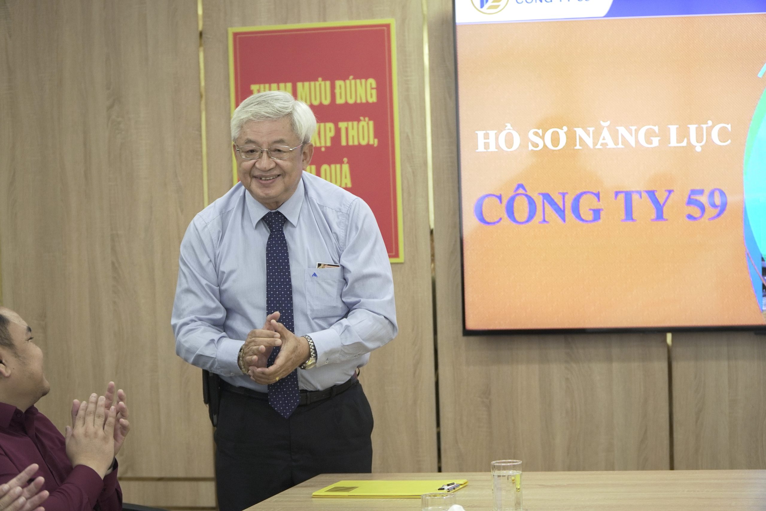 Ông Đặng Lê Dũng – Phó Chủ tịch Thường trực HCMCONS phát biểu giới thiệu.