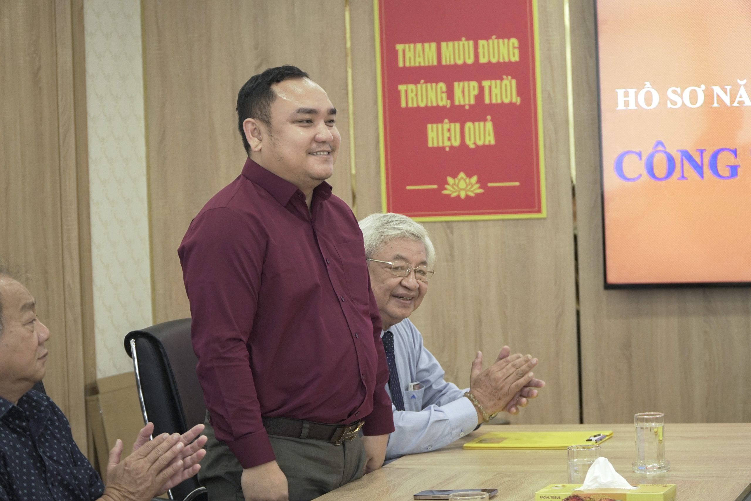 Ông Nguyễn Ngọc Anh, Phó Chủ tịch HCMCONS kiêm Trưởng Ban Phát triển hội viên và Xúc tiến thương mại (Phó đoàn).