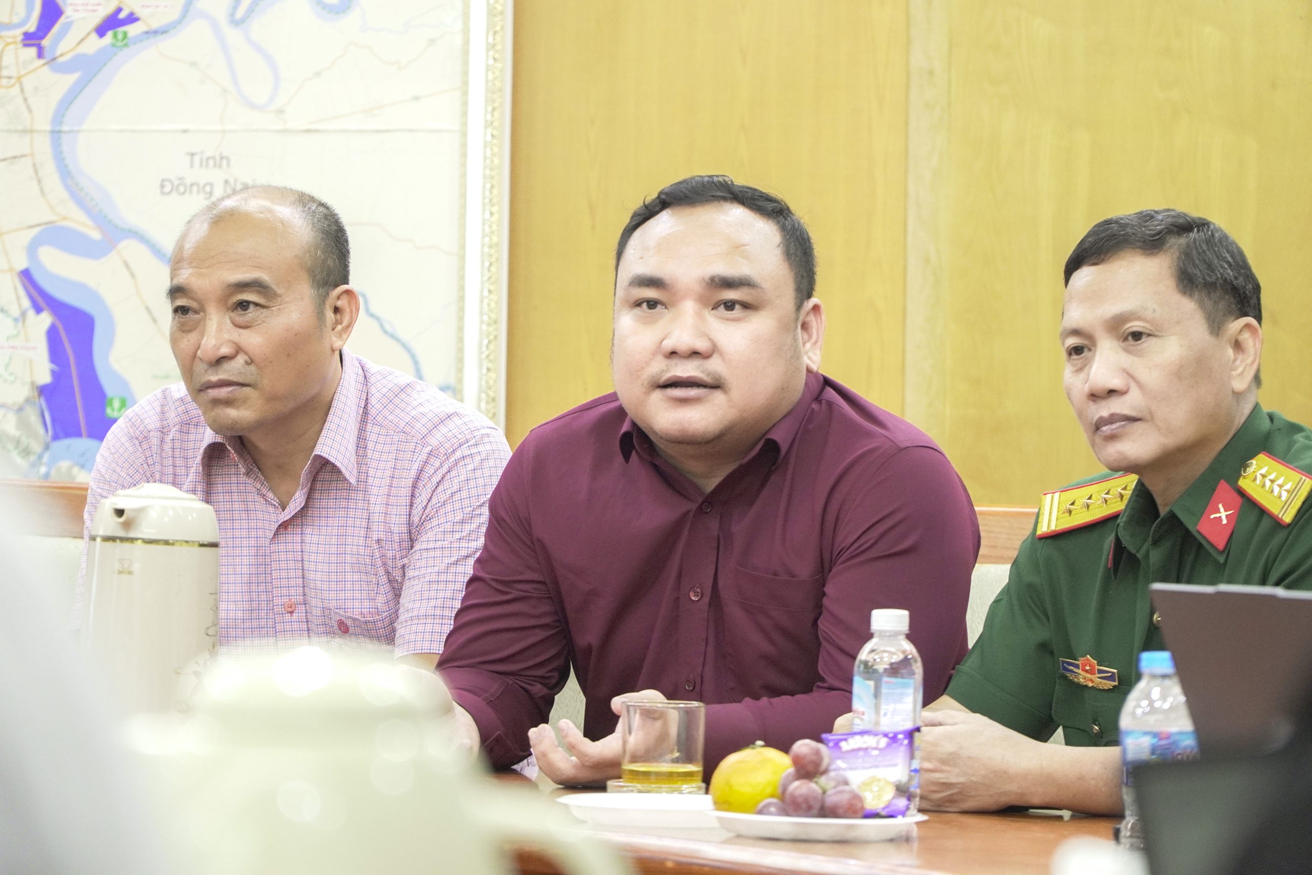 Ông Nguyễn Ngọc Anh, Phó Chủ tịch HCMCONS kiêm Trưởng Ban Phát triển hội viên và Xúc tiến thương mại (Phó đoàn) đưa ra phát biểu đề xuất những định hướng hợp tác sắp tới giữa 2 Hội.